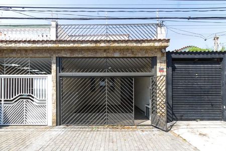 Casa à venda com 177m², 3 quartos e 2 vagasFachada