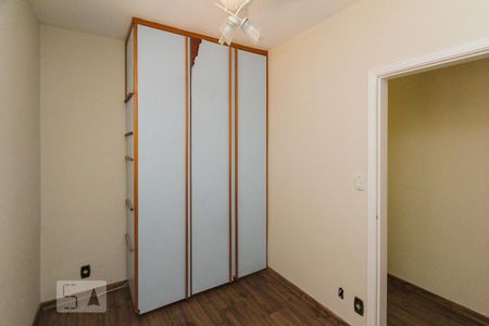 Casa à venda com 177m², 3 quartos e 2 vagasQuarto 02
