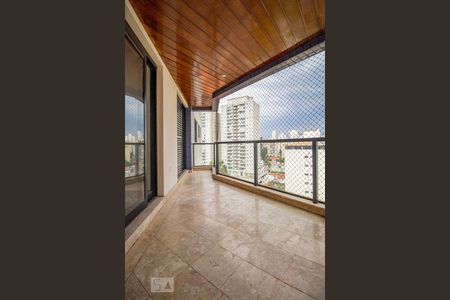 Varanda de apartamento para alugar com 4 quartos, 164m² em Vila Alexandria, São Paulo