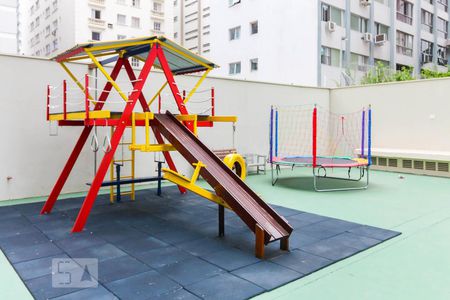 Apartamento à venda com 100m², 3 quartos e 1 vaga Apartamento à venda com 100m², 3 quartos e 1 vagaÁrea Comum - Playground