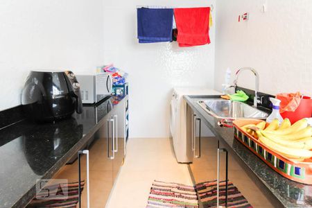 Apartamento à venda com 100m², 3 quartos e 1 vaga Apartamento à venda com 100m², 3 quartos e 1 vagaÁrea de Serviço