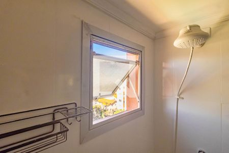 Banheiro de apartamento para alugar com 1 quarto, 61m² em Vila Guarani (z Sul), São Paulo