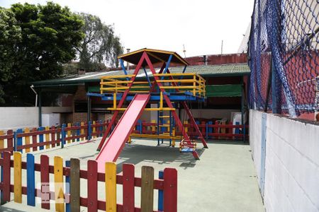 Apartamento para alugar com 61m², 1 quarto e 1 vaga Apartamento para alugar com 61m², 1 quarto e 1 vagaÁrea comum - Playground