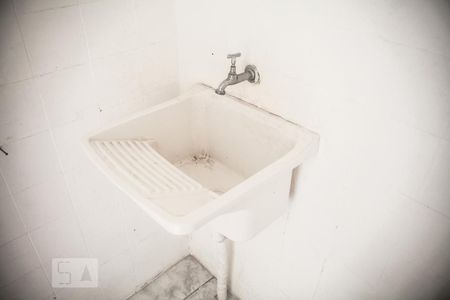 Banheiro - Torneira de kitnet/studio para alugar com 1 quarto, 27m² em Centro Histórico de São Paulo, São Paulo