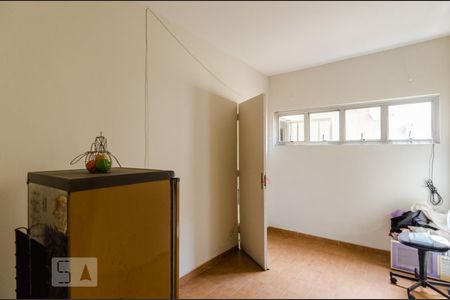Casa para alugar com 470m², 4 quartos e 4 vagasQuarto de serviço