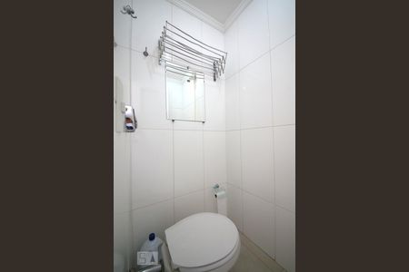 Apartamento à venda com 77m², 2 quartos e 1 vagaBanheiro de Serviço