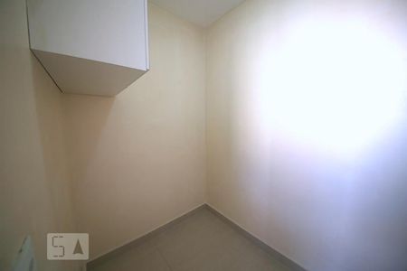 Apartamento à venda com 77m², 2 quartos e 1 vagaQuarto de Serviço