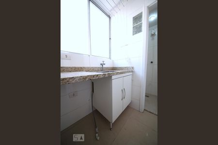 Apartamento à venda com 77m², 2 quartos e 1 vagaÁrea de Serviço