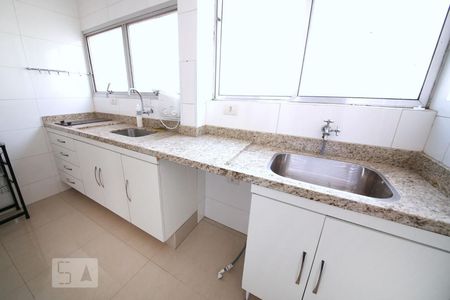 Apartamento à venda com 77m², 2 quartos e 1 vagaCozinha