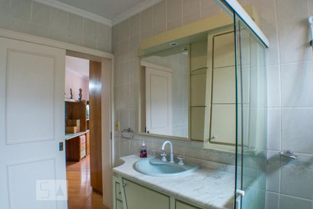 Casa à venda com 280m², 4 quartos e 2 vagasBanheiro Suite 2