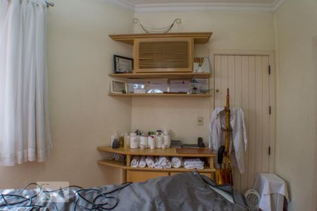 Casa à venda com 280m², 4 quartos e 2 vagasSuite 4