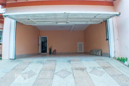 Casa à venda com 280m², 4 quartos e 2 vagasGaragem