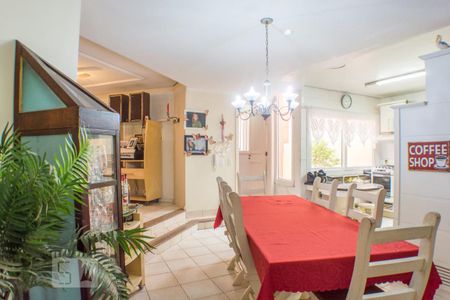 Casa à venda com 280m², 4 quartos e 2 vagasSala de jantar