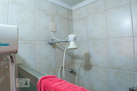 Casa à venda com 280m², 4 quartos e 2 vagasBanheiro de serviço