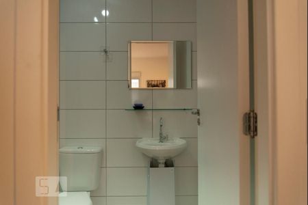 Banheiro de apartamento à venda com 1 quarto, 35m² em Vila Graciosa, São Paulo