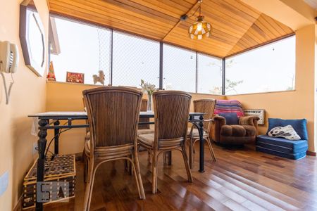 Apartamento à venda com 179m², 2 quartos e 3 vagasSala Andar2