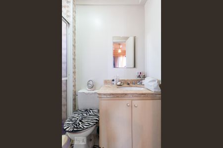 Apartamento à venda com 179m², 2 quartos e 3 vagasBanheiro da Suíte 1