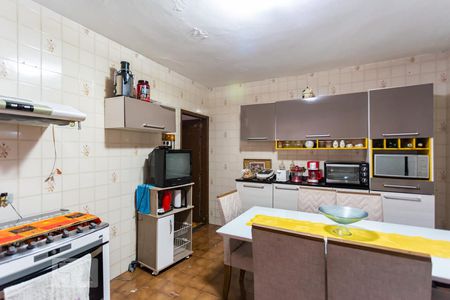 Casa à venda com 288m², 4 quartos e 2 vagasCozinha