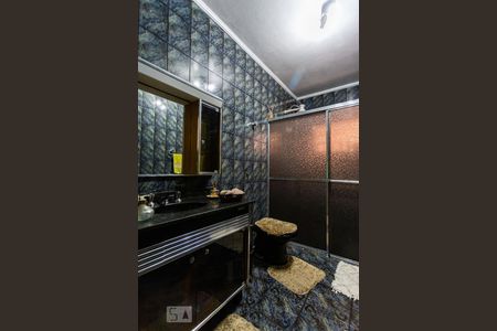 Casa à venda com 288m², 4 quartos e 2 vagasBanheiro