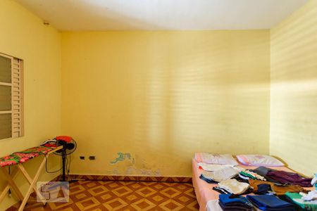 Casa à venda com 288m², 4 quartos e 2 vagasQuarto