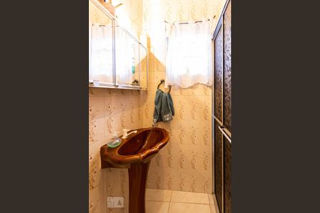 Casa à venda com 288m², 4 quartos e 2 vagasBanheiro da Suíte