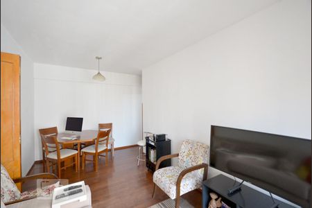 Sala de apartamento à venda com 2 quartos, 54m² em Vila Dom Pedro I, São Paulo