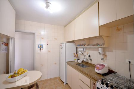 Apartamento à venda com 54m², 2 quartos e 1 vagaCozinha