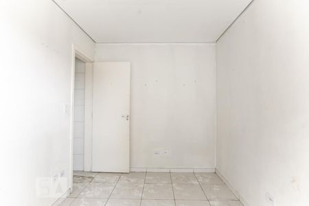 Quarto de casa de condomínio para alugar com 1 quarto, 29m² em Parque Guarani, São Paulo
