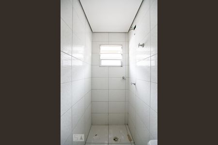 Casa de condomínio para alugar com 29m², 1 quarto e sem vagaBanheiro
