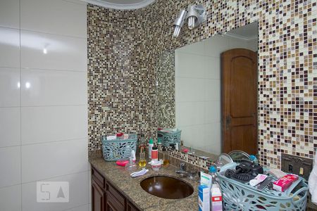 Apartamento para alugar com 280m², 4 quartos e 4 vagasBanheiro Suite 2