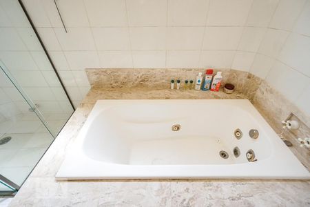 Casa para alugar com 540m², 3 quartos e 4 vagas Casa para alugar com 540m², 3 quartos e 4 vagasBanheira