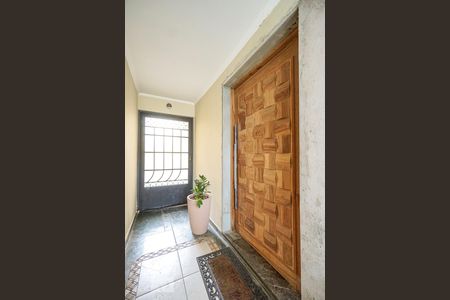 Casa para alugar com 540m², 3 quartos e 4 vagas Casa para alugar com 540m², 3 quartos e 4 vagasHall de entrada