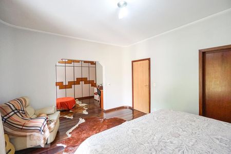 Casa para alugar com 540m², 3 quartos e 4 vagas Casa para alugar com 540m², 3 quartos e 4 vagasSuíte 01