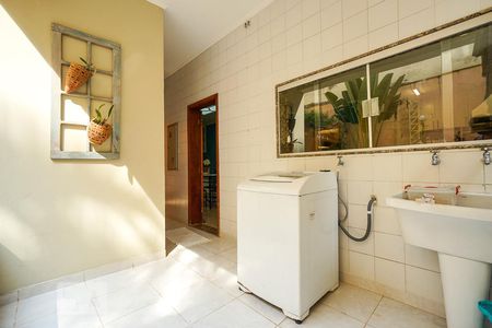 Casa para alugar com 540m², 3 quartos e 4 vagas Casa para alugar com 540m², 3 quartos e 4 vagasÁrea de serviço