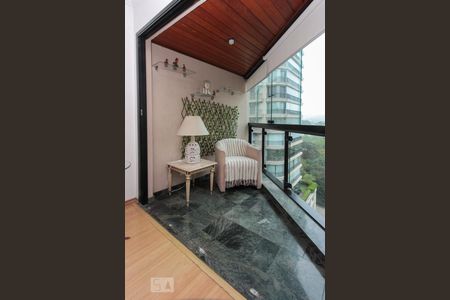 Varanda de apartamento para alugar com 1 quarto, 35m² em Pinheiros, São Paulo