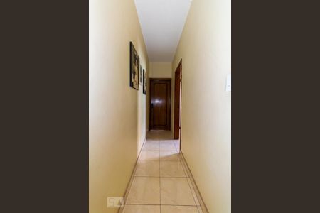 Casa à venda com 127m², 3 quartos e 2 vagas Casa à venda com 127m², 3 quartos e 2 vagasCorredor dos Quartos