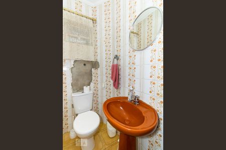 Casa à venda com 127m², 3 quartos e 2 vagas Casa à venda com 127m², 3 quartos e 2 vagasLavabo