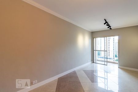 Sala de apartamento para alugar com 2 quartos, 61m² em Indianópolis, São Paulo