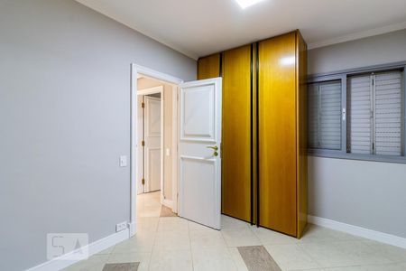 Quarto 1 de apartamento para alugar com 2 quartos, 61m² em Indianópolis, São Paulo