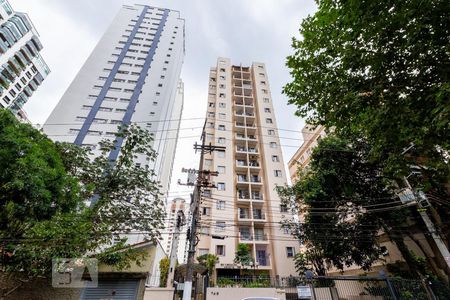 Apartamento para alugar com 61m², 2 quartos e 1 vagaFachada