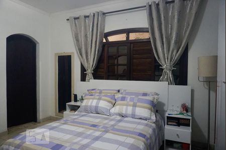 Casa à venda com 259m², 3 quartos e 2 vagasSuíte 2