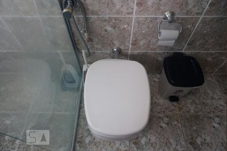 Casa à venda com 259m², 3 quartos e 2 vagasBanheiro da Suíte 1