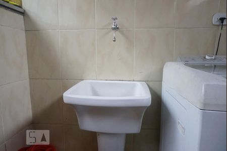 Casa à venda com 259m², 3 quartos e 2 vagasLavanderia