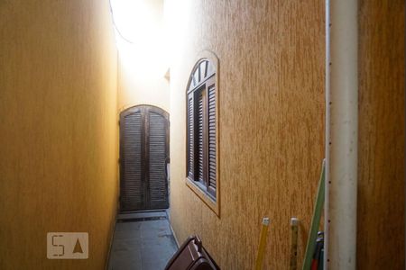 Casa à venda com 259m², 3 quartos e 2 vagasCorredor Lateral