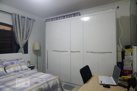 Casa à venda com 259m², 3 quartos e 2 vagasSuíte 2