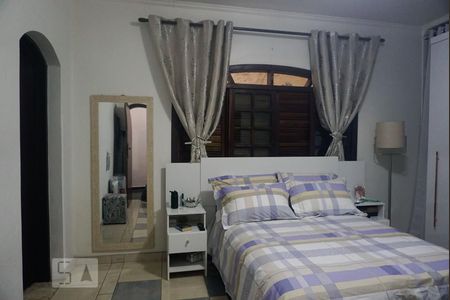 Casa à venda com 259m², 3 quartos e 2 vagasSuíte 2