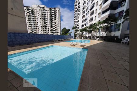 Apartamento para alugar com 70m², 2 quartos e 1 vagaPiscina