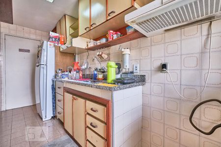 Apartamento para alugar com 70m², 2 quartos e 1 vagaCozinha