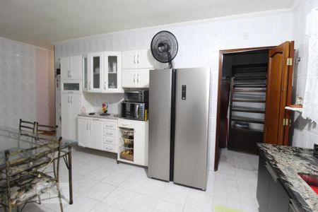 Casa à venda com 267m², 3 quartos e 8 vagasCozinha