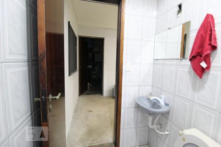 Casa à venda com 267m², 3 quartos e 8 vagasBanheiro garagem
